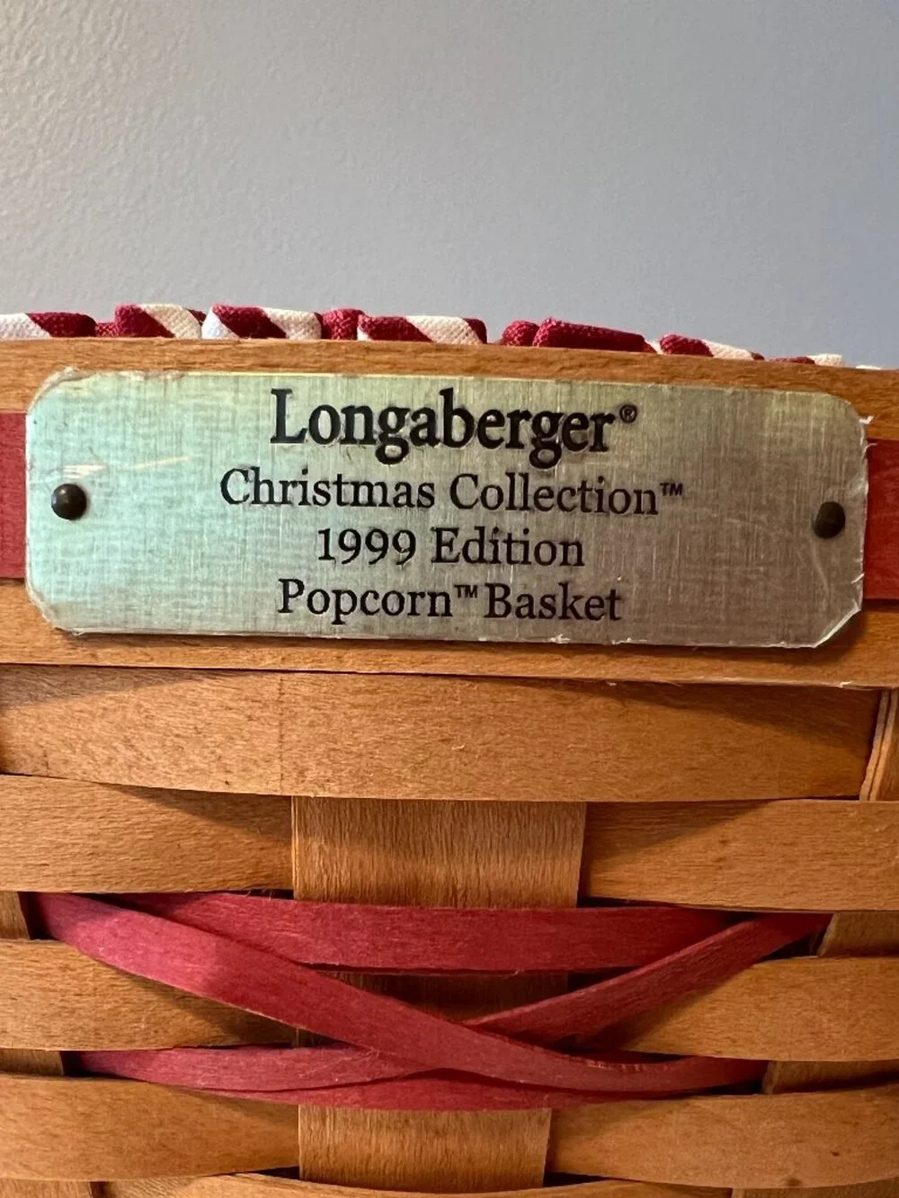 Longaberger – 1999 Edition Christmas Collection Popcorn Basket